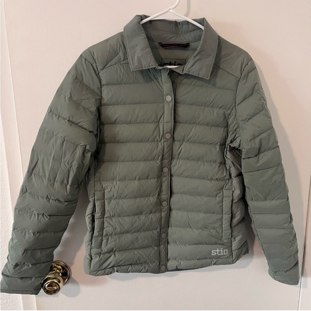 Stio Skillet Snap Insulated Stretch Down Jacket in Sage Green